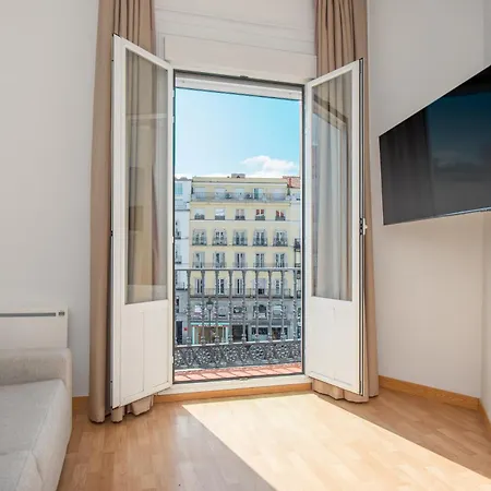 Luthia Puerta Del Sol Madrid
