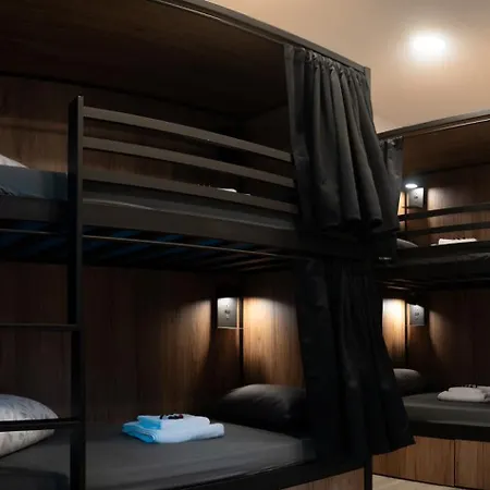 Hostal Only For Women Madrid-sol