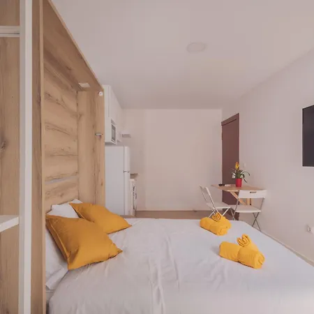 Wood 3 Apartment Madrid