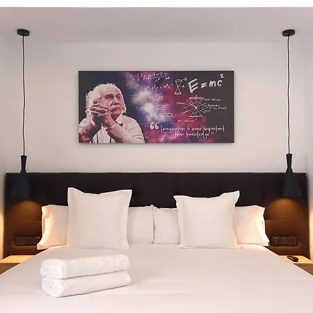 Woohoo Unique Hotel