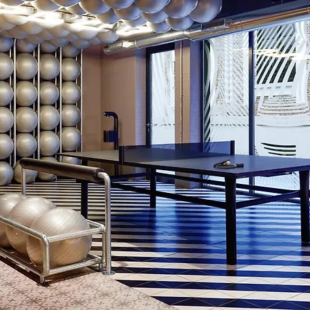 Aparthotel The Social Hub Extended Madrid