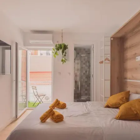 Wood 4 * Madrid