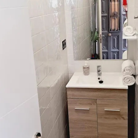 Vallecas Funcional Apartment