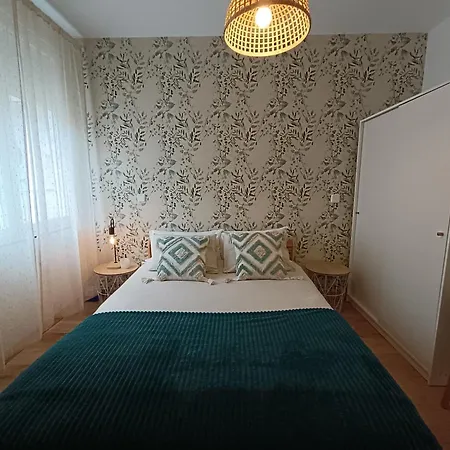 Comfy Loft, 6 Metro Stops From Downtown, Ac & Wifi * マドリード