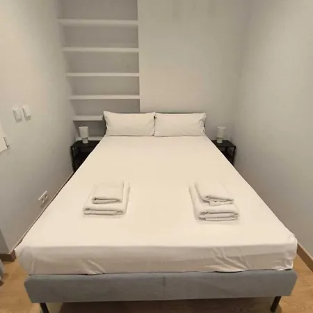 Guest house Ah - Chamartin Smart Rooms - Practicas, Modernas Y Bien Situadas Madrid