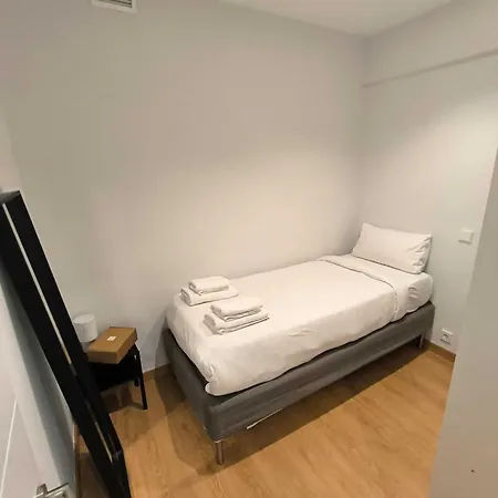 Guest house Ah - Chamartin Smart Rooms - Practicas, Modernas Y Bien Situadas *