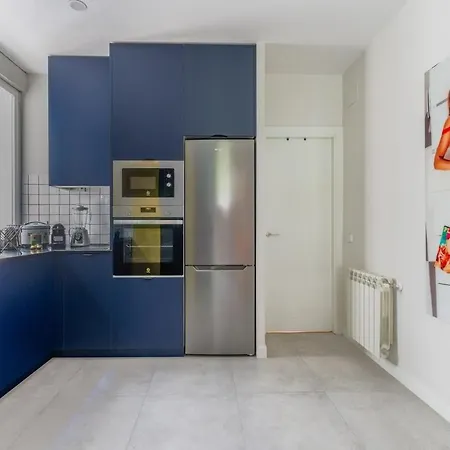 100m2 Designer Gem - Ac - Pro Desk - Prime Area Madrid