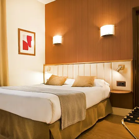 Hotel Hospedium Condes 3*