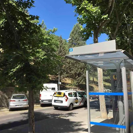 Wonderful In River, Free Parking Near By Daire Madrid