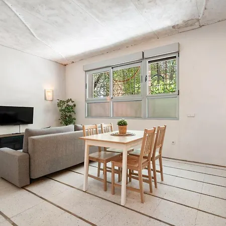 Cosy Flat With Good Connections - Luis Ruiz 2 Appartement *