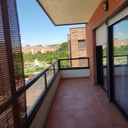 Daire Apartmento Con Piscina Y Parking Barajas Ifema Madrid