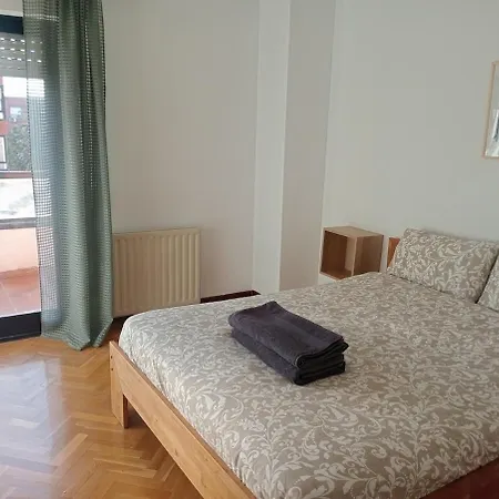 Apartmento Con Piscina Y Parking Barajas Ifema Daire Madrid