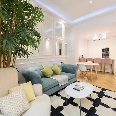 Apartmán Luxury In The Center Of Rei25
