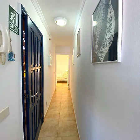 Daire House *