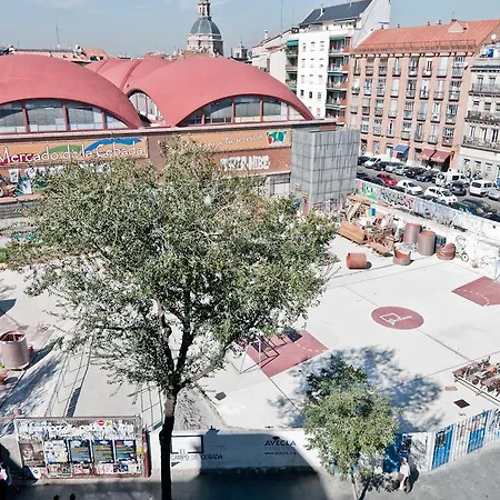Plaza De La Cebada *