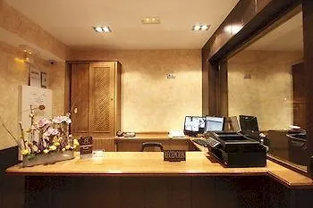 Vendégház Avenida Barajas 3*