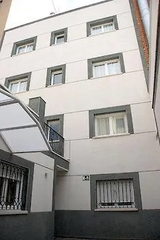 Vendégház Avenida Barajas Madrid