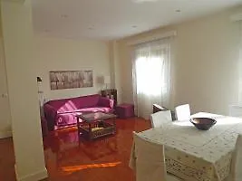 Centro Embajadores Ercilla Inh 22359 마드리드