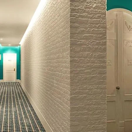 Vincci The Mint Hotel 4*