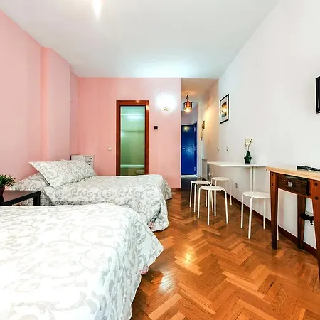Apartamento Village La Latina *