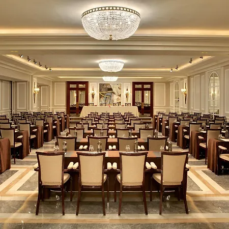 Hotel Rosewood Magna