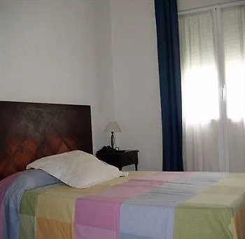Gay Puerta Del Sol Affittacamere 2*