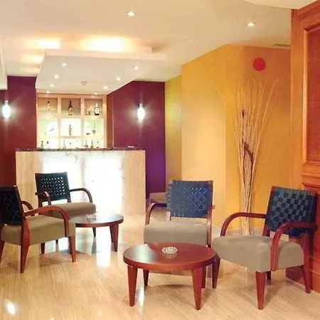Hotel Eurostars Gran Via 4*