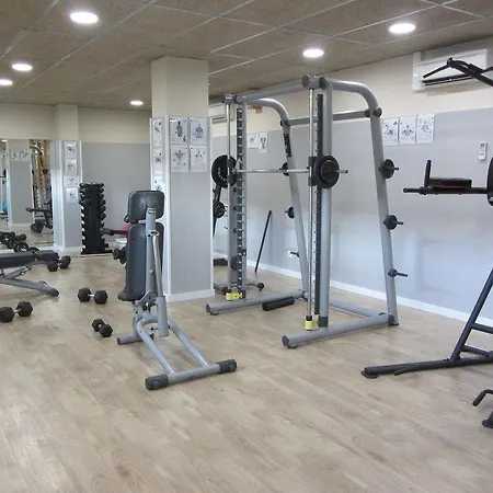 Residencia Universitaria Resa Erasmo Apartment *
