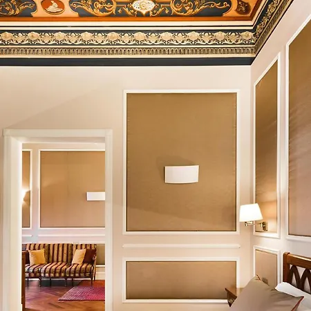 Catalonia Las Cortes Hotell