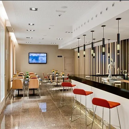梅耶广场加泰罗尼亚酒店 酒店