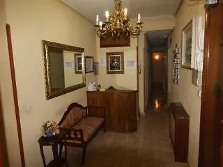 Guest house Mh Fuencarral Madrid