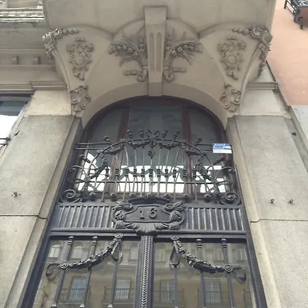 Gran Via The Palmer House