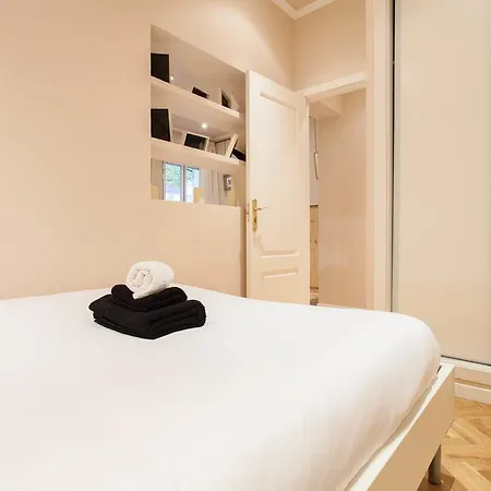En Goya Aya81 Apartment Madrid