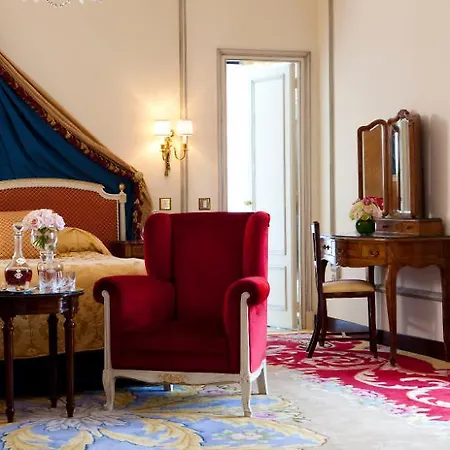 Mandarin Oriental Ritz, Hotel