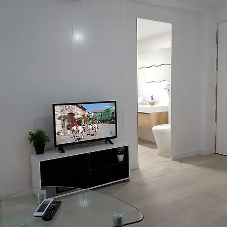 Apartment Village Love Madrid