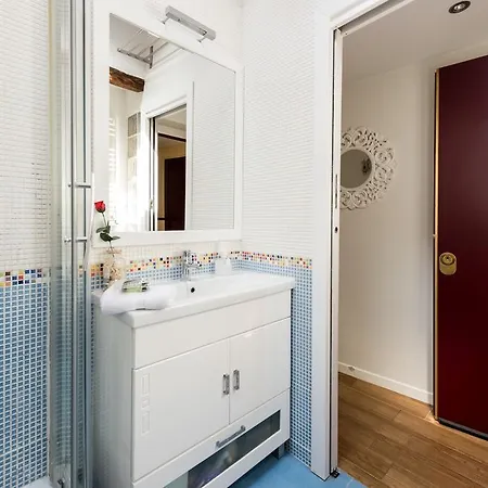 Plaza De Las Comendadoras City Center Apartment Madrid