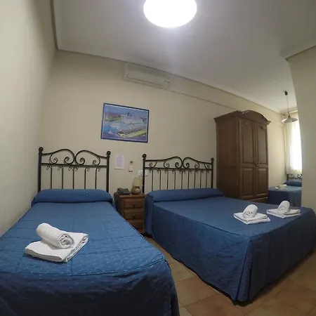 El Pilar Pensjonat 2*
