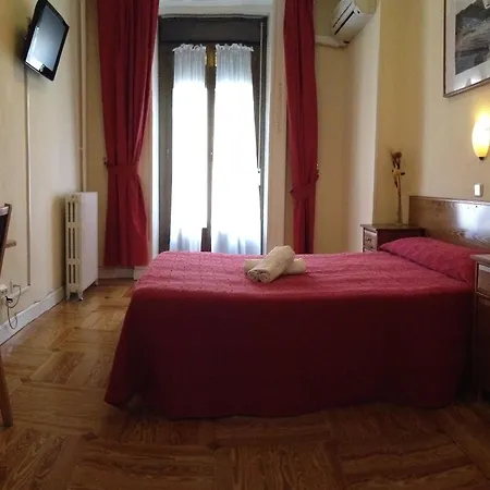 Pensionat Aresol 2*