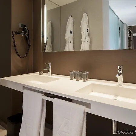 Hotel Ac Los Vascos By Marriott Madrid