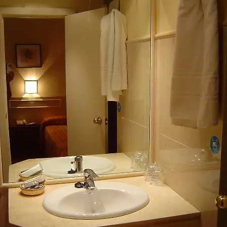 Laris 3* Madrid