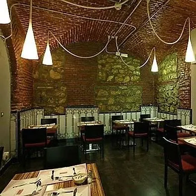 Petit Palace Plaza Del Carmen 4* Madryt