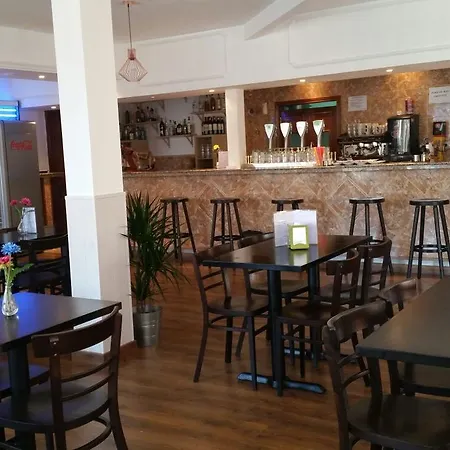 Restaurante 2* El Alamo
