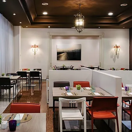Rafaelhoteles Atocha Hotel 4*