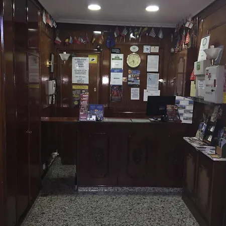 Гостевой дом Sonsoles Madrid-centro Мадрид