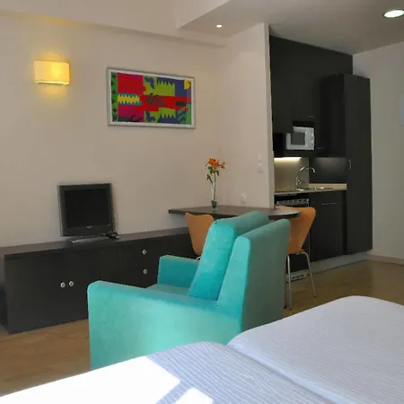 Residencia Universitaria Resa Erasmo Madrid