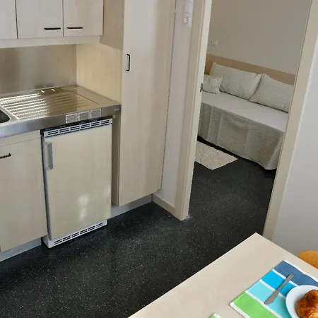 Residencia Universitaria Resa Erasmo Apartment