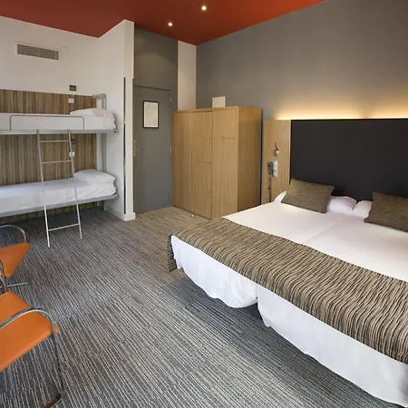 Petit Palace Plaza Del Carmen 4* Madryt