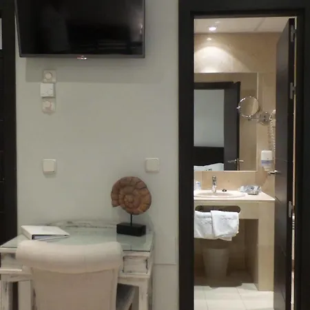 Moderno Puerta Del Sol Otel Madrid