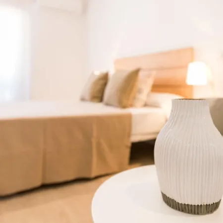 Apart-hotel L&h La Latina Selection 3*