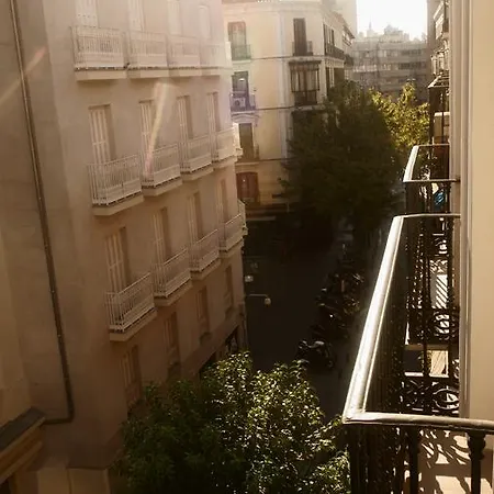 公寓 Al Lado De Gran Via - Pink *